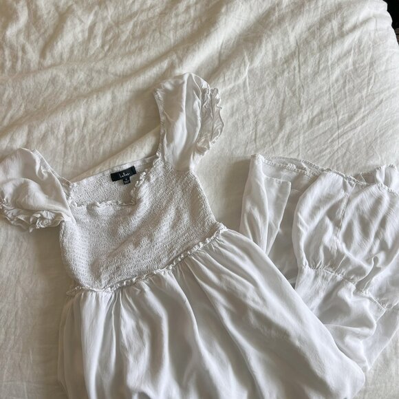 White Smocked Puff Sleeve Maxi Dress - Picture 5 of 6